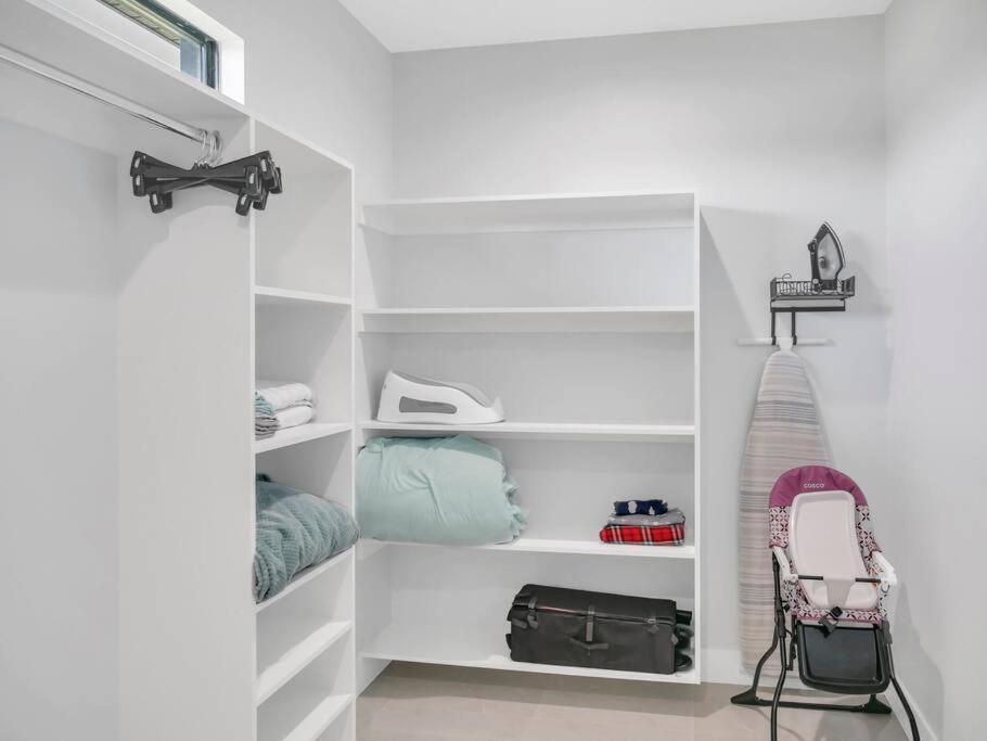 Casa Sevilla, Heated Pool, Sleeps 9, 4B3B Κέιπ Κόραλ Εξωτερικό φωτογραφία