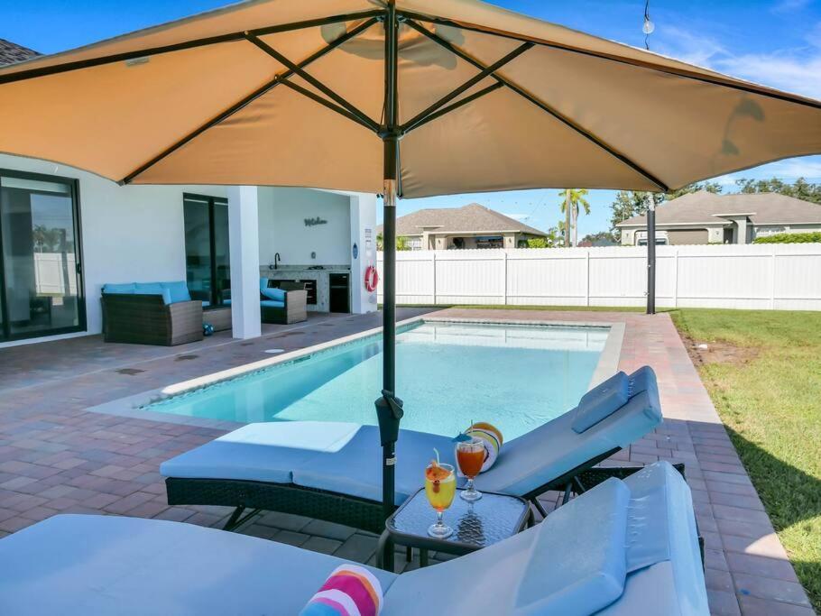 Casa Sevilla, Heated Pool, Sleeps 9, 4B3B Κέιπ Κόραλ Εξωτερικό φωτογραφία